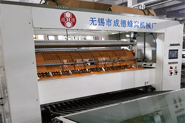 温州专业蜂窝纸芯机械厂家
